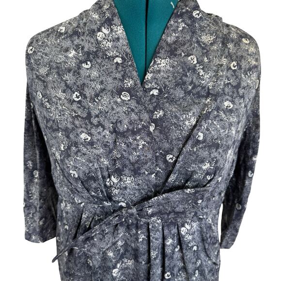 Vintage 1980s Plus Size Blue Floral Brocade Dress with Bow Detail – Size 22 - Picture 2 of 16